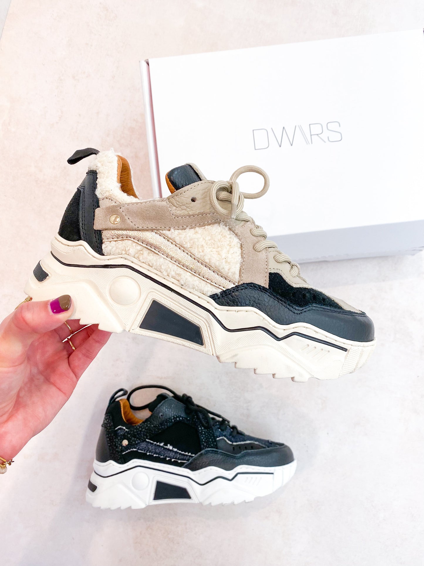 PLUTO teddy - Sneakers | Black / Off white