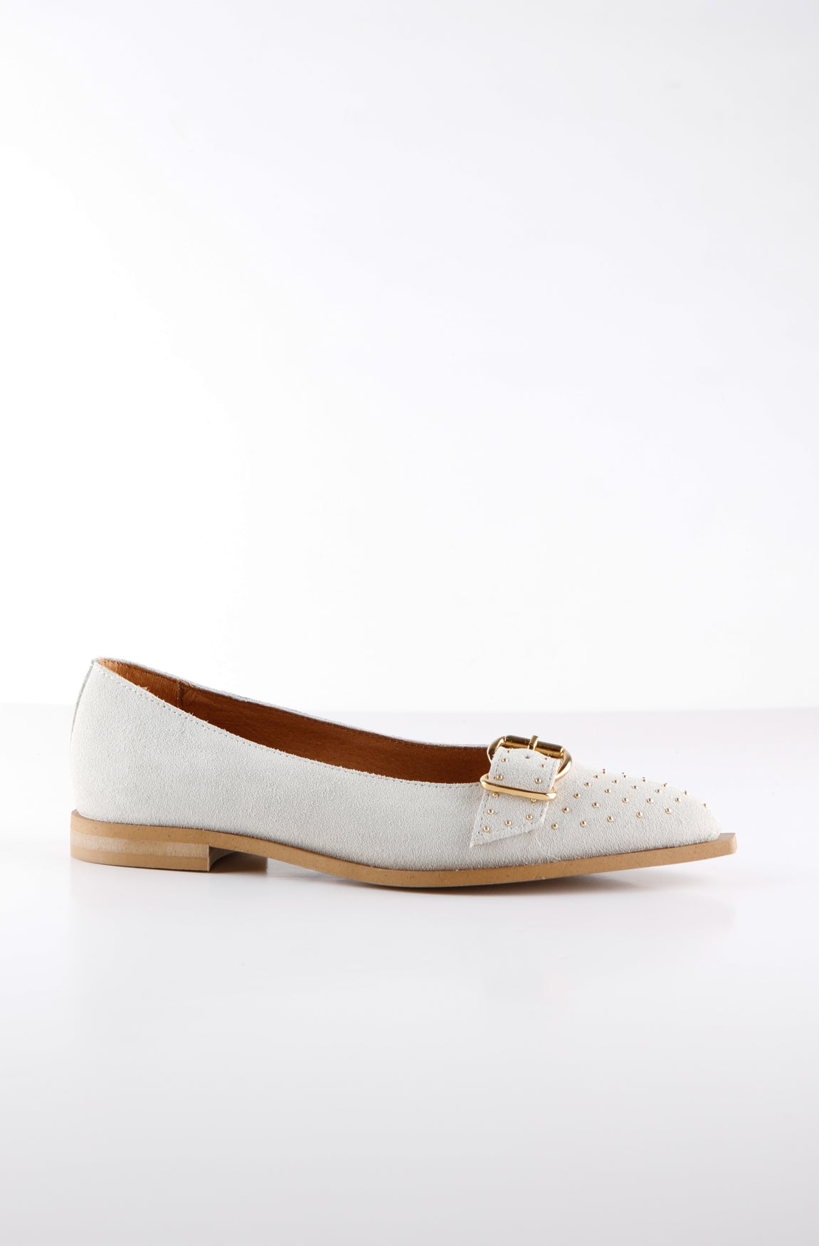 DWRS PORT VILA ice suède leren instapper dames met studs en gesp detail zijaanzicht.