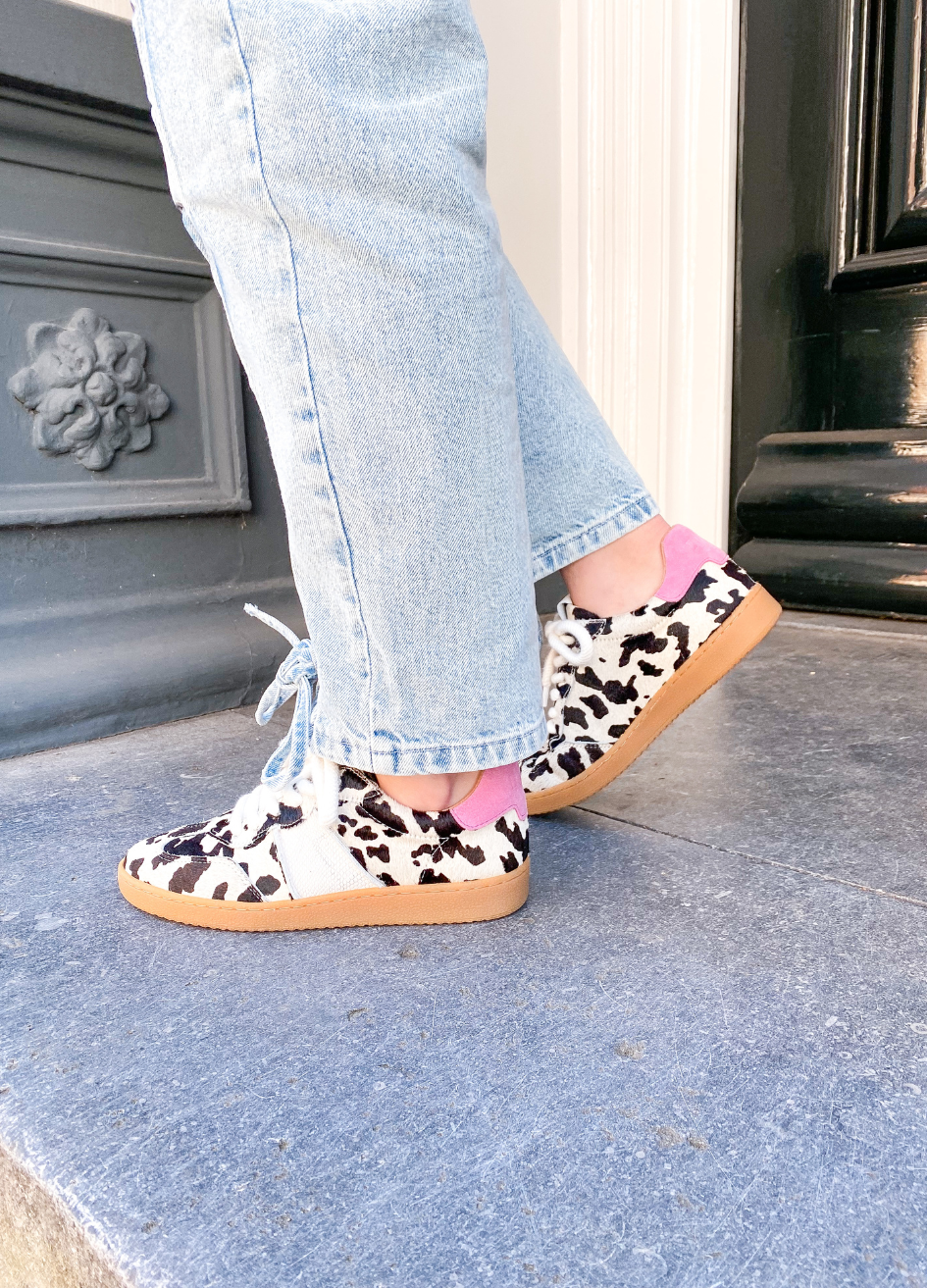 POONA cow hair on - Sneakers | Off white / Pink