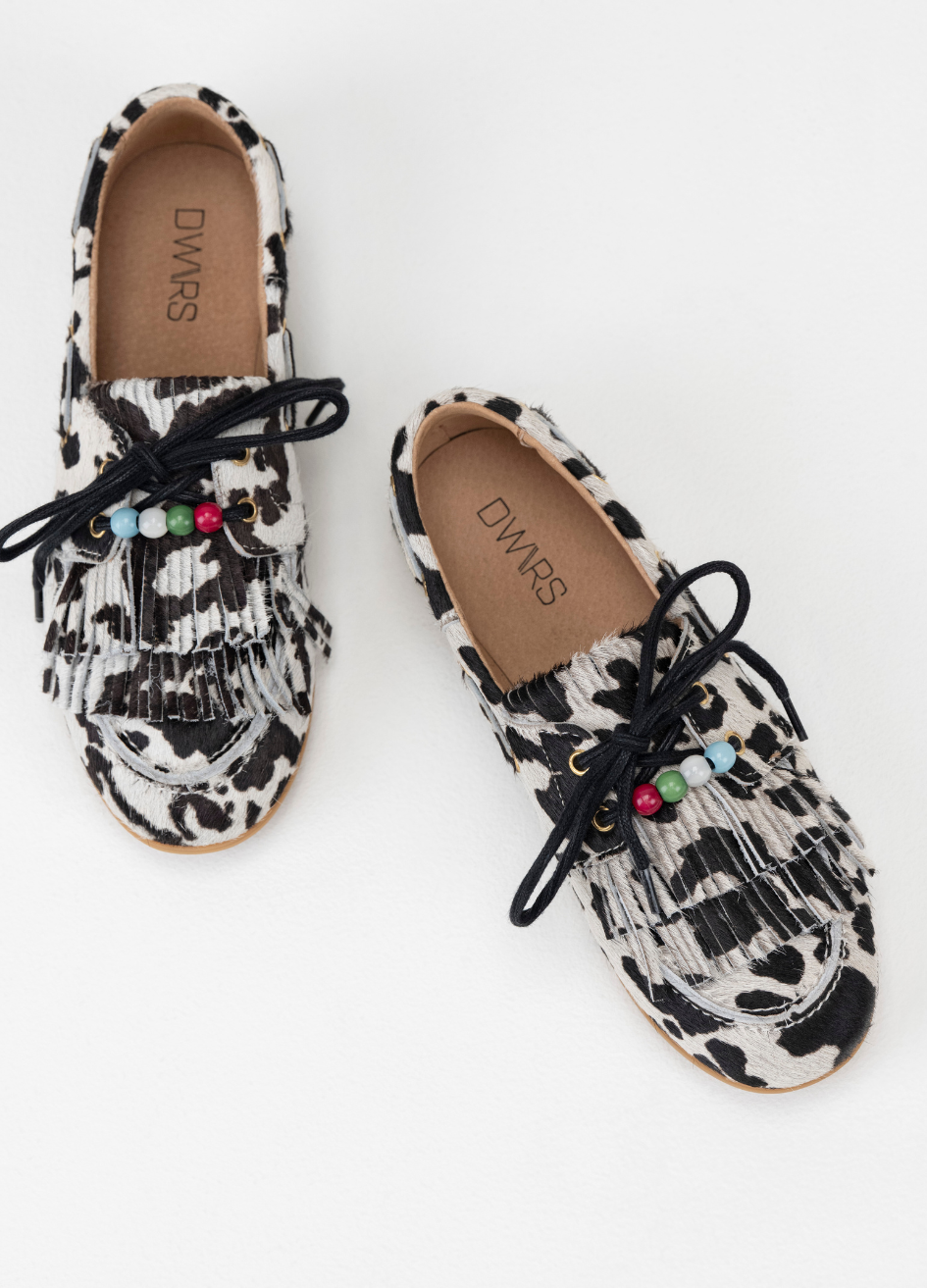 LATTY fringes cow hair on - Mocassins | White / Black