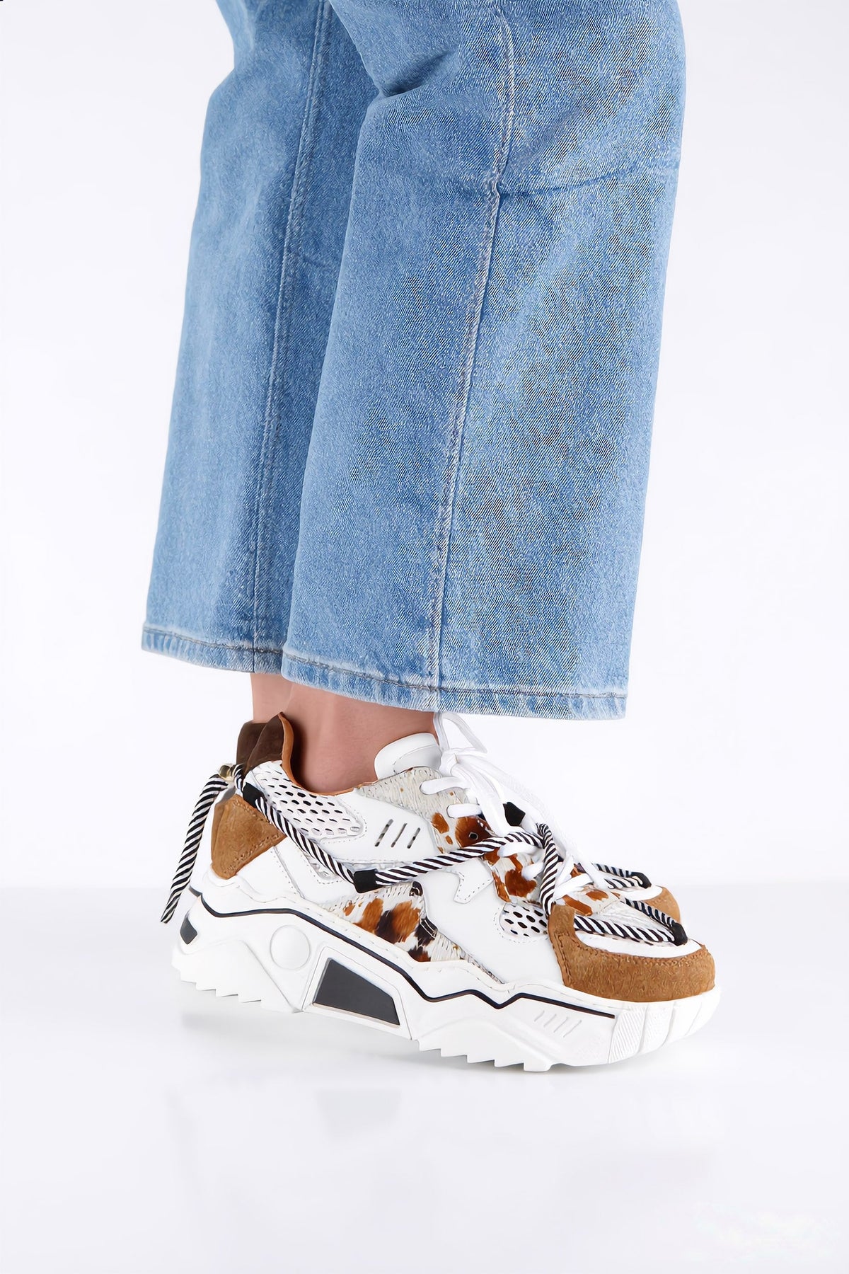 JUPITER cow hair on - Sneakers | White / Brown